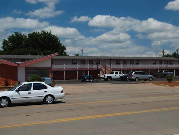 American Inn & Suites Childress Exterior photo